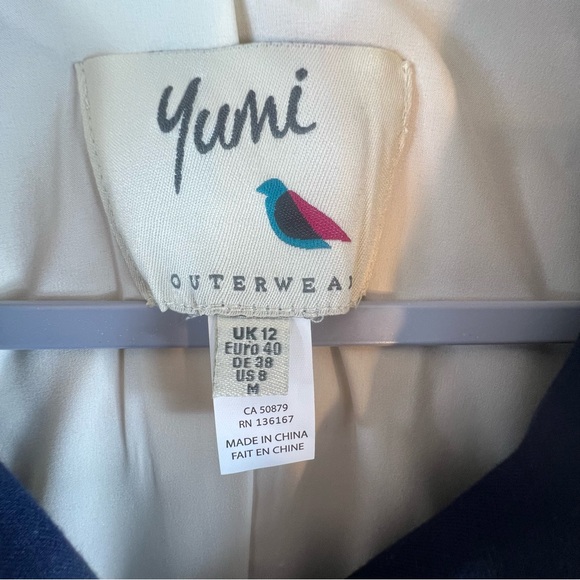 Elegant Cream and Navy Women's Trench Coat - Picture 5 of 12